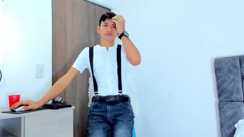 Snapshot of nicolastorres__ chatting on November 2025 02:06:02 AM nicolastorres__ online show from November 2025 02:06:02 AM