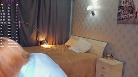 Snapshot of nicolavanderbie chatting on November 2025 06:17:01 PM Nicoletta online show from November 2025 06:17:01 PM