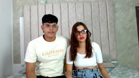 Snapshot of nicole_and_thiago chatting on January 2025 04:27:01 AM nicole_and_thiago online show from January 2025 04:27:01 AM