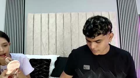 Snapshot of nicole_and_thiago chatting on September 2025 09:47:02 PM nicole_and_thiago online show from September 2025 09:47:02 PM