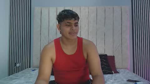 Snapshot of nicole_and_thiago chatting on September 2025 09:53:02 PM nicole_and_thiago online show from September 2025 09:53:02 PM