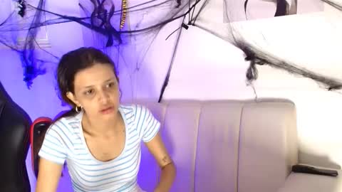 Snapshot of nicole_and_thiago chatting on October 2025 08:37:02 PM nicole_and_thiago online show from October 2025 08:37:02 PM