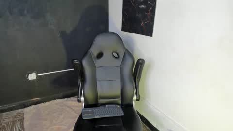 nicole_and_thiago1 online show from February 2026 10:19:02 PM