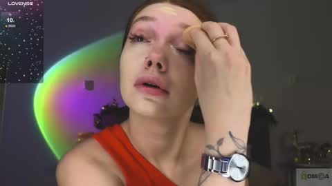 Nicole online show from December 2025 08:59:01 PM