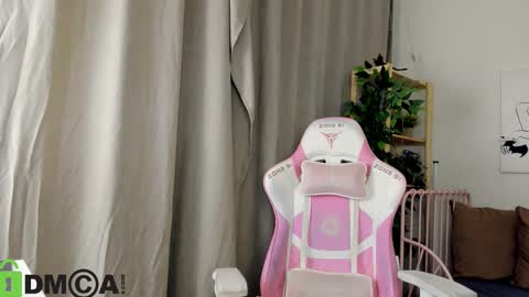 GMT7TueWedThSu 0300am-0900am. Sa 1000am-0400pm online show from October 2025 08:09:02 PM