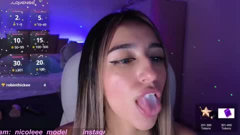 Nicole online show from February 2025 09:06:02 PM