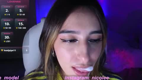 Nicole online show from September 2025 12:43:02 AM