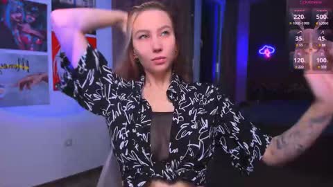 Snapshot of nicole_matt chatting on February 2025 12:21:02 AM Nicole online show from February 2025 12:21:02 AM