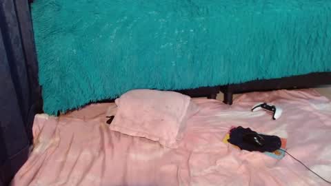  Anna Nicole  online show from September 2025 06:13:02 PM