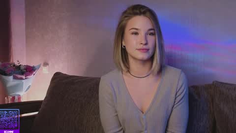 Snapshot of nicole_w00 chatting on December 2024 09:45:02 AM Nicole online show from December 2024 09:45:02 AM