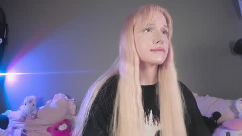 Mary online show from April 2026 03:24:01 PM