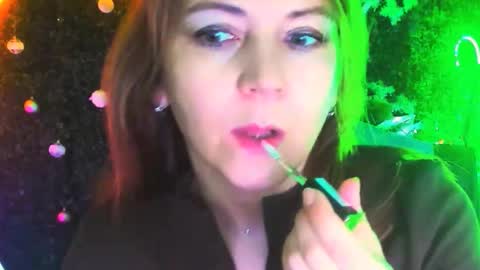 nicolehits online show from February 2026 09:02:01 AM