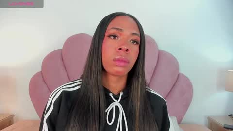 Snapshot of nicoleparadise_ chatting on February 2025 01:05:02 PM NICOLE online show from February 2025 01:05:02 PM