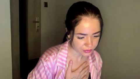 Snapshot of nicolepleasure chatting on March 2026 09:40:01 PM Nicole online show from March 2026 09:40:01 PM