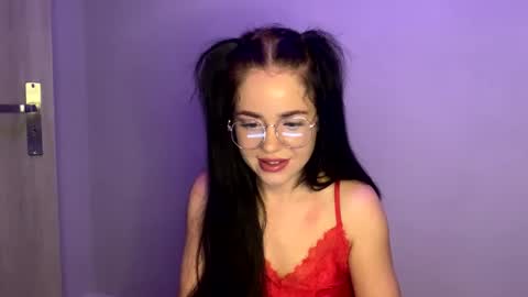 Snapshot of nicolepleasure chatting on March 2026 09:31:01 PM Nicole online show from March 2026 09:31:01 PM