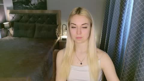 NicoleStunning online show from May 2026 05:59:02 AM