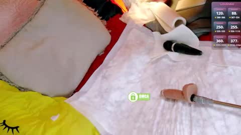  Nicole  online show from December 2025 05:19:02 PM