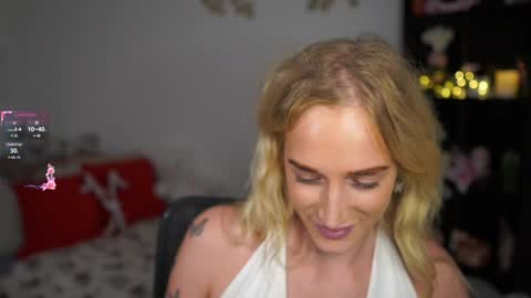 nicolette__shea_ online show from December 2024 05:18:02 PM