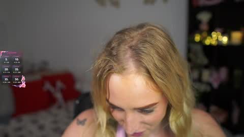 nicolette__shea_ online show from December 2024 05:21:02 PM