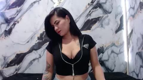 Snapshot of nicolle_gomes chatting on December 2025 08:48:01 PM nicolle gomes online show from December 2025 08:48:01 PM
