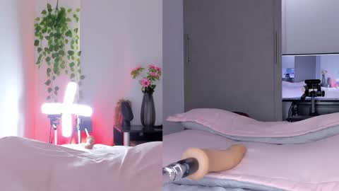 Snapshot of nicolle_saenzz chatting on March 2026 09:19:02 PM Nicolle Saenzz online show from March 2026 09:19:02 PM