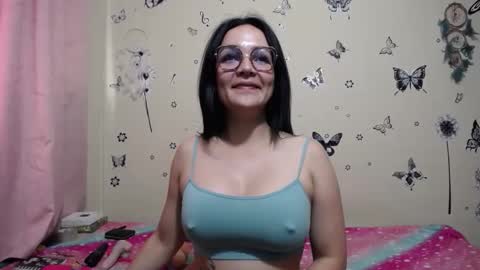 Snapshot of nicolle_sky chatting on January 2026 02:52:02 PM nicolle_sky online show from January 2026 02:52:02 PM