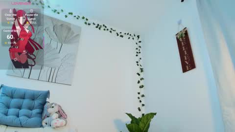 Snapshot of nicolle_swt chatting on September 2025 01:02:02 PM Nicolle online show from September 2025 01:02:02 PM