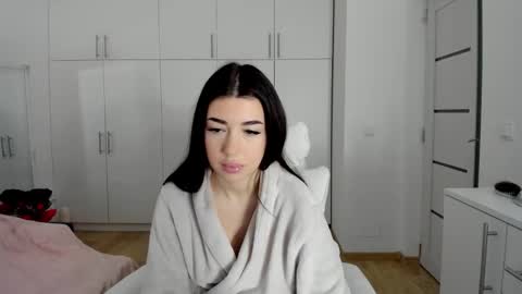 Snapshot of nicolledelight chatting on February 2026 05:39:01 AM Nicolle online show from February 2026 05:39:01 AM