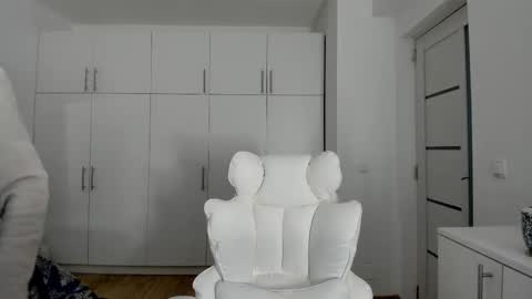 Snapshot of nicolledelight chatting on February 2026 05:36:02 AM Nicolle online show from February 2026 05:36:02 AM