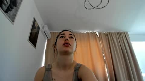 Snapshot of nicolledelight chatting on April 2026 06:28:02 AM Nicolle online show from April 2026 06:28:02 AM