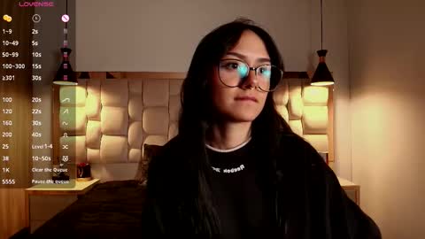 Nicoll  online show from February 2026 01:43:01 PM