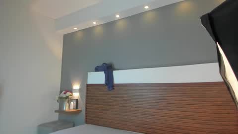 Snapshot of nicollerose1 chatting on October 2025 11:32:02 AM Nicolle online show from October 2025 11:32:02 AM