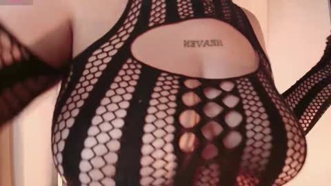 Snapshot of nicolletease chatting on December 2025 12:10:01 PM nicolletease online show from December 2025 12:10:01 PM