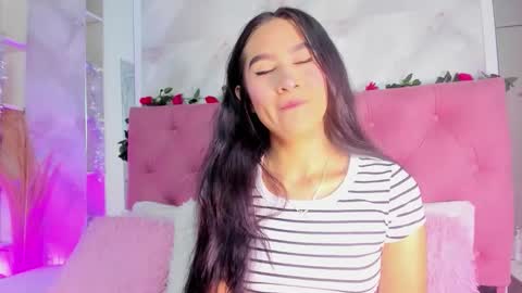 Snapshot of nicolqueen_ chatting on December 2025 11:08:02 AM NICOL online show from December 2025 11:08:02 AM