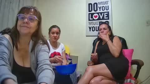 nicoltatiana_ online show from September 2025 11:52:02 PM