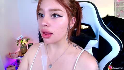 Nicol online show from December 2024 01:37:02 AM