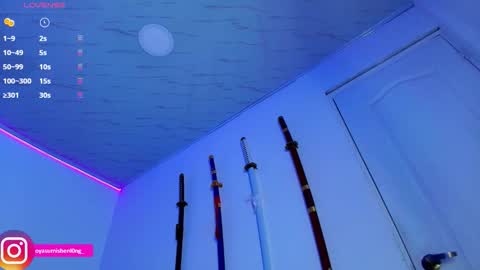 Snapshot of nicorobinn chatting on November 2025 12:44:01 AM Lizzie online show from November 2025 12:44:01 AM