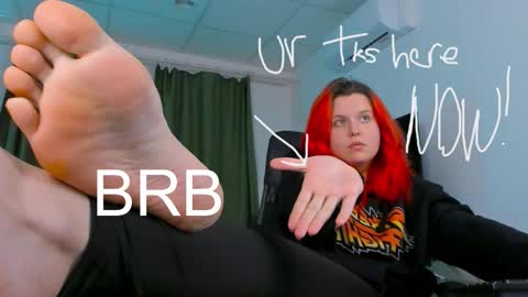 Snapshot of nielletablossom chatting on November 2025 02:10:02 AM Nellie online show from November 2025 02:10:02 AM