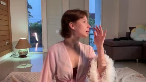 Snapshot of night_jelly chatting on April 2026 11:09:01 AM Aurora online show from April 2026 11:09:01 AM