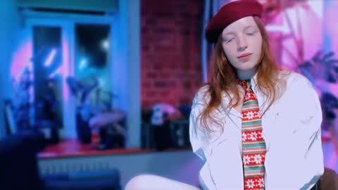 Lilitht online show from December 2024 08:15:02 PM