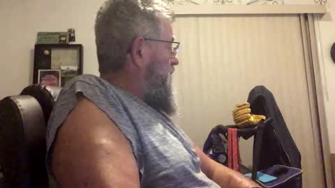 nightmoves1970 online show from November 2025 01:51:02 AM