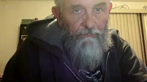 nightmoves1970 online show from November 2025 04:25:02 AM