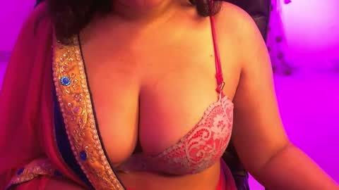 nightqueen107446 online show from October 2025 02:36:02 AM