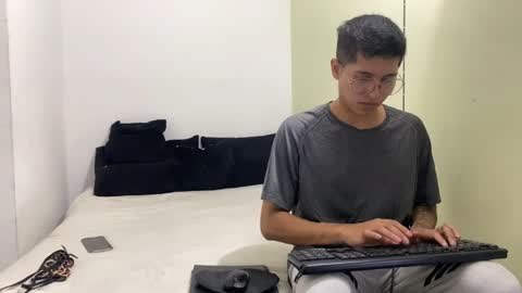 Snapshot of nightscorpion11 chatting on April 2026 01:21:01 AM Night Scorpion online show from April 2026 01:21:01 AM