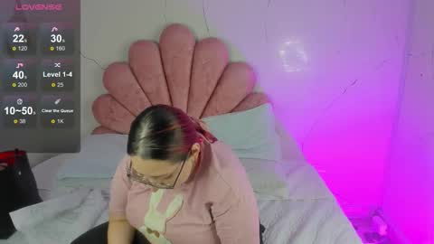 Snapshot of niickyjones chatting on February 2026 05:06:02 AM Anni online show from February 2026 05:06:02 AM