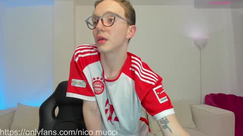 Snapshot of niico_18 chatting on January 2025 07:07:01 AM Nicolas Mucci online show from January 2025 07:07:01 AM