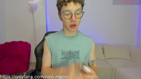 Snapshot of niico_18 chatting on February 2025 07:29:02 AM Nicolas Mucci online show from February 2025 07:29:02 AM