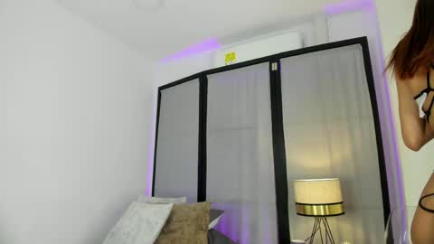 Snapshot of niicole_steele chatting on March 2026 09:04:02 PM Niicole online show from March 2026 09:04:02 PM