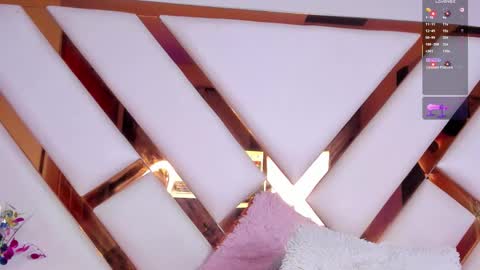 Nicolle  online show from February 2026 08:16:02 PM