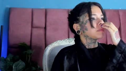 Snapshot of niinaink chatting on January 2025 09:51:02 PM NINAINK online show from January 2025 09:51:02 PM